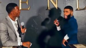 Faith Evans Instagram - Bruh….😂🤜🎤🤷🏻‍♀️🤦🏻‍♀️