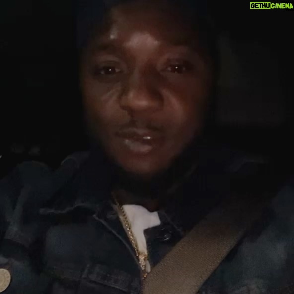 Faith Evans Instagram - My stomach hurts from laughing at this fool @lilcease all night! 😂