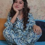 Falaq Naaz Instagram - Be the feeling their heart is missing 🦋🩵 . . Styled by - @purvabansal5 Outfit by - @officiallazykoalala 📸-: @portraitdeewana . . #pictureoftheday #falaqnaaz #thoughtoftheday