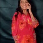 Falaq Naaz Instagram - 💕💕💕 . . . Wearing-: @maheejaipur PR-: @dinky_nirh 📸-: @portraitdeewana . . . #réel #instagram #falaqnaaz #viralreels #foryou #explore #hasshass #festivevibes