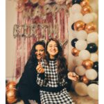 Falaq Naaz Instagram - Thank you each one of you for making my birthday so special ❤️I miss you @sheezan9 ❤️ @kehekshan18 @manjarimukul @avinashsachdev @debattama_sah @hitesh_bharadwaj @anujkohli_ak @khalidoon1 @madeehanaazz18 @ahaanm9 I love you all❤️❤️🤗🤗 #birthday2023