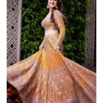 Falaq Naaz Instagram - Gal sunn mehrma 🧡🫰🏻 . . Exclusively styled by @kapoormohit888 Wearing @frontierphagwara Photography @portaitdeewana Makeup by @facestoriesbyaqsa Hair @getreadywithbunty Location @goldfinchmumbai . . #falaqnaaz #instapost #trending #lehenga #fashion #vibes #styling #fashionstyle #photography #lookoftheday