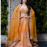 Falaq Naaz Instagram - Gal sunn mehrma 🧡🫰🏻 . . Exclusively styled by @kapoormohit888 Wearing @frontierphagwara Photography @portaitdeewana Makeup by @facestoriesbyaqsa Hair @getreadywithbunty Location @goldfinchmumbai . . #falaqnaaz #instapost #trending #lehenga #fashion #vibes #styling #fashionstyle #photography #lookoftheday