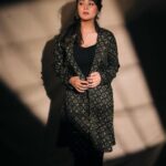 Falaq Naaz Instagram - PS-: I hope you feel beautiful today🫰🏻 . . . Wearing-: @shopmayurisa PR-: @oakpinionpr . . . #falaqnaaz #festive #festivewear #diwali #outfit #bbott2