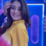 Falaq Naaz Instagram - Naacho 💃🏻 . . . Outfit by : @howwhenwearclothing Styled by : @styleby_shivi Outfit pr : @vblitzcommunications . . . #teribaatonmeinaisauljhajiya #dance #falaqnaaz #foryou #trending #reels #explore #viral