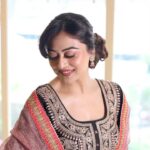 Falaq Naaz Instagram – All that festive vibes ✨
.
.
Outfit-: @shubhayu2524 
Makeup : @vanshikhachanglanimua
Hair :@blush_on_by_shrutishah
@lavish_beauties_by_lavanya
Photography :  @portraitsbymayur @perfectlypixelized03
Jewellery: @sejalcreation23
Managed By : @trending_influencers 
Location-: @craycraftmumbai  X @rainmakerconsults 
.
.
.
#trendingreels #falaqnaaz #festive #festivewear #falaqkifauj #look #instagram #explore #outfitoftheday #parihoonmain #reelsinstagram #viralreels #bbott2