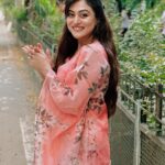 Falaq Naaz Instagram - PEACHHHHH Don’t kill my vibe✨💋🧡 . . Outfit-: @aksbynidhi PR-: @dinky_nirh . . . #post #falaqnaaz #falaqian #falaqkifauj #ootd #peachy #vibes #fashion #explore #foryou #trendingnow