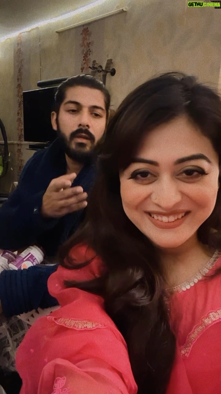 Falaq Naaz - 179.8K Likes - Tag that kaamchor
@sheezan9
.
.
.
#réel #reelsinstagram #falaqnaaz #trendingreels #sibling #comedy #kaamchor #sheezankhan