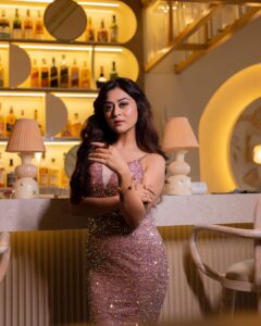 Falaq Naaz Instagram - At peace… AND ON FIRE🔥🔥🔥 . . Outfit-: @__madeforher__ styling-: @purvabansal5 Makeup : @vanshikhachanglanimua Hair :@blush_on_by_shrutishah @lavish_beauties_by_lavanya Photography : @portraitsbymayur @perfectlypixelized03 Jewellery: @itahdnura Managed By : @trending_influencers Location-: @craycraftmumbai X @rainmakerconsults . . #falaqnaaz #womaniya #falaqkifauj #falaqian #bbott2 #explore #picoftheday #ootd #shimmer #styling