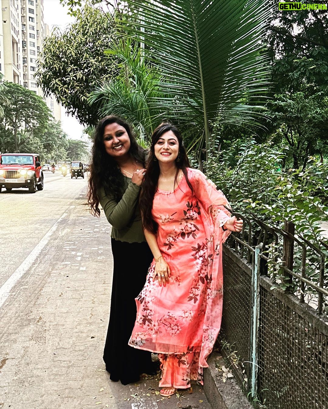Falaq Naaz Instagram - Tum hi ho Bandhu…sakha tum hi ❤️❤️❤️🧿🪬@falaqnaazz 🤗
