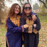 Falaq Naaz Instagram - Aaj uska din hai, Jisse mera har din hai❤️ Happy birthday Amma @kehekshan18 Aap duniya ki best maa ho aur main duniya ki sabse khushnaseeb beti jisko aap jaisi maa mili ❤️ I love you