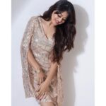 Falaq Naaz Instagram - Less bitter more glitter ✨ ♥️ . . Styled by : @purvabansal5 Outfit by : @__madeforher__ Footwear : @the_raresole Jewellery : @_shophermosa_ MUA : yours truly 🥰 I me myself 😘 Photographer : @ilmanaazphotography1 Editor : @mk_click2 . . #picoftheday #falaqnaaz #falaqkifauj #falaqian #styling #bbott2