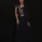 Falaq Naaz Instagram - Gentle as a dove, And brave as a lioness 💫 . . Styled by : @purvabansal5 Outfit : @kmbykavita PR : @onestopsolution/ @devampandeyofficial Photographer : @portraitdeewana Make up : @blush_on_by_shrutishah Hair : @lavish_beauties_by_lavanya H&M Managed By : @trending_influencers . . #post #falaqnaaz #bbott2 #falaqians #falaqkifauj