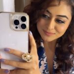 Falaq Naaz Instagram - ✨ . . . #trendingreels #falaqnaaz #mirrorselfie #foryou #explore #viralreels #look