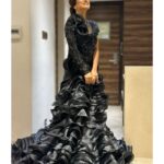 Falaq Naaz Instagram - Drenched in BLACK ♠️ Radiating Grace✨ . . An evening for @charmisdesign ✨❤️ Outfit-: @charmisdesign Mua-: @vanshikhachanglanimua . . . #foryou #showstopper #falaqnaaz #explore #fashionshow #rampwalk #black #gown