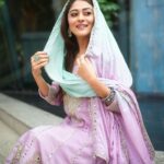 Falaq Naaz Instagram - Charha de rang💕 . . . Outfit-: @shivaliahmedabad Styled by-: @styleby_shivi Outfit pr-: @sonyashaikh Accessories-: @uniquecollection.2020 📷-: @theadywisee Location-: @mitronandheri PR-: @maverick.communication01 Mua-: @vanshikhachanglanimua managed by-: @trending_influencers . . . #post #falaqnaaz #styling #fashion #punjabisuit #fashionphotography #makeup #explore #foryou Mitron Cafe & Bar