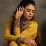 Farina Azad Instagram - Outfit @thorkal_couture_official Jewellery @jcsjewelcreations Mua @vijiknr Picture @crackjackphotography