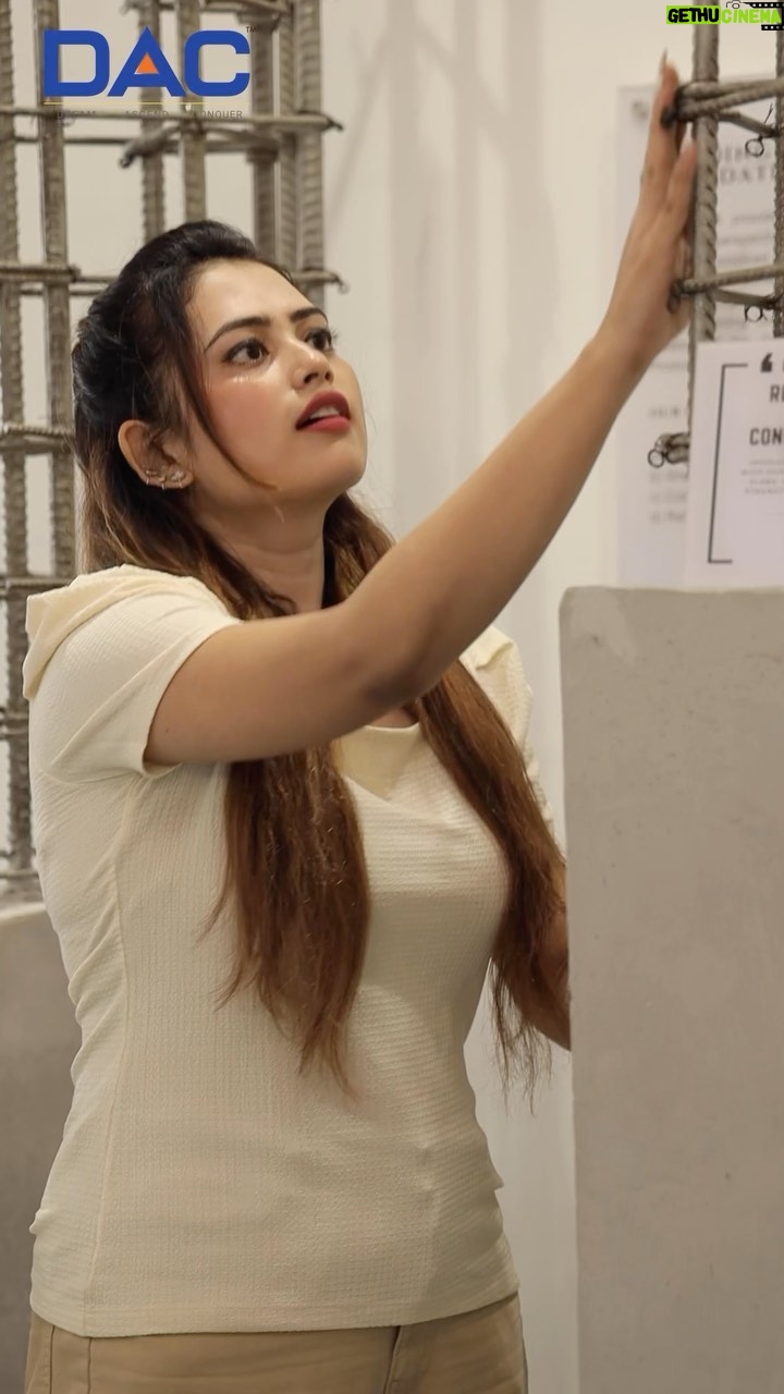 Farina Azad Instagram - Ungalukaaga veetaiye ODAChhi vechirukaanga !! Vandhu paathu experience pannunga !! Don’t miss out on visiting DAC Developers Experience Centre at Medavakkam & Tambaram to book your dream home! 🏠 For more details call +91 93003 93003 https://www.dacdevelopers.com/dac-medallion.php
