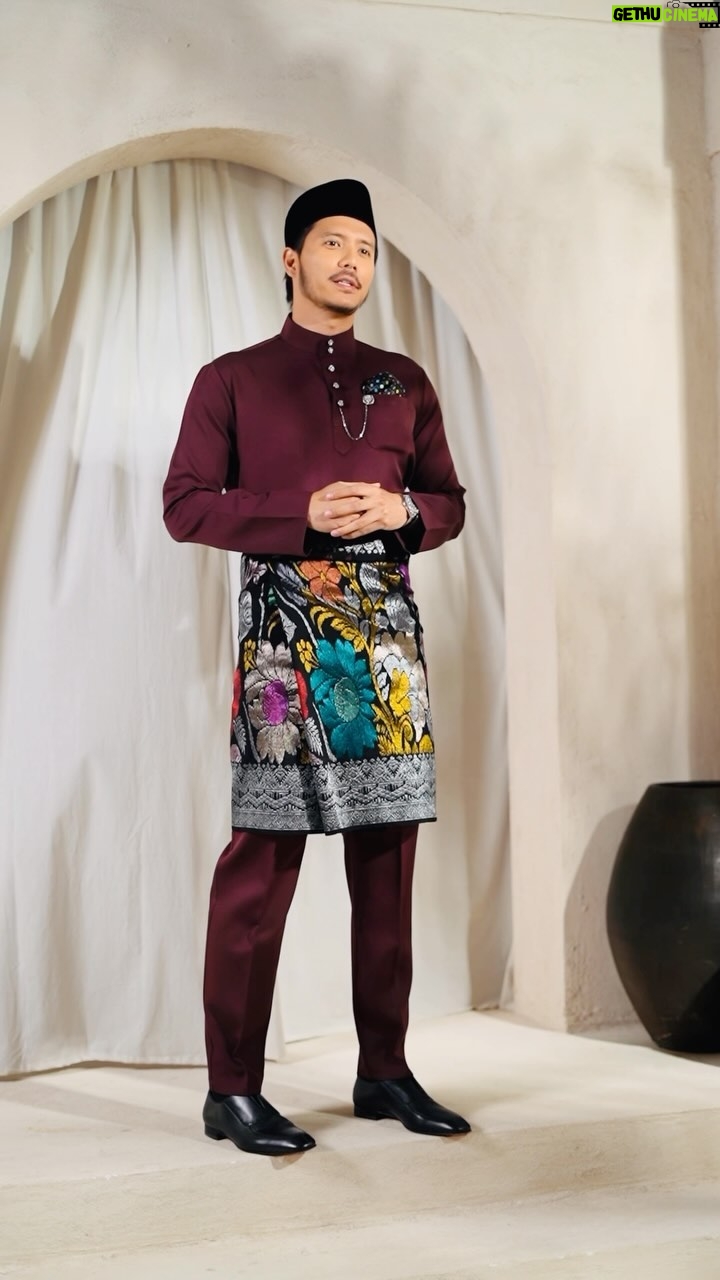 Fattah Amin Instagram - Selamat menyambut bulan Ramadan yang suci! Dan jangan lupa meriahkan Aidilfitri anda yang bakal menjelma dengan busana dari Eastana Exclusive. Set Baju Melayu Exclusive yang terdiri dari 40 warna menarik tahun ini. Cepat grab sekarang set anda dari @eastanaexclusive melalui laman web rasmi www.eastanaexclusive.my atau boleh berkunjung ke Butik Rasmi yang berdekatan atau booth yg berhampiran anda. Butik Rasmi Eastana Exclusive: -Cawangan Bandar Baru Uda, JB -Cawangan Kubang Kerian, Kelantan -Cawangan Bangi Seksyen 9, Selangor #kamiorangeastana