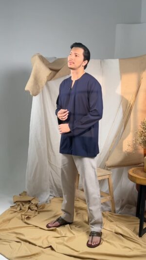 Fattah Amin Instagram - The making of campaign video “Kurta Fattah Amin”✨

Don’t forget to get your Kurta by Fattah Amin at FAZURA stores now!

FAZURA stores:

✨ Sunway Putra Mall, Lot G31 (KL)
✨ The Curve Shopping Mall, Lot 147B (PJ)
✨ Ipoh Parade, Lot F-10 (Perak)
✨ Aman Central, Lot 3-47 (Kedah)
✨ East Coast Mall, L1-21 (Kuantan, Pahang)

Mini Stores:
✨ SOGO KL (Level 3)
✨ SOGO i-City Shah Alam (Ground Floor)

Micro Store:
✨ Suria KLCC (PushCart)

Pop-Up Store:
✨Komtar JBCC (Johor Bahru)