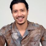 Fattah Amin Instagram - Men should also make it a point to maintain facial cleanliness to feel confident when interacting with others. Feel Good Cleanser is suitable for those who have issues with dry, oily, or combination skin🥰! #FazuraSkincare #FeelGoodCleanser #Cleanser #MilikSemua