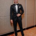 Fattah Amin Instagram - Syukur Alhamdulillah tahniah Sayang @missfazura yang telah menerima anugerah “Woman Entrepreneur Of The Year” di #100mostinfluentialyoungentreprenuers2023 awards semalam. Keep flying higher so that others are INSPIRED to fly with you. 💙