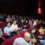 Fattah Amin Instagram - PENDEKAR AWANG movie night with family, friends, FAZURA darlings and @fazurabesties at @tgvcinemas Sunway Putra Mall. 🍿🎥 📸: @hasifikri #pendekarawang