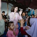 Febby Rastanty Instagram - #throwbackmonday to 1st of Feb, 2024. Merayakan hari kelahiranku bareng adik-adik dari Rumah Belajar Ceria di Kampung pemulung Joglo. Dibantuin sama tim dari @kitabisacom dan juga @rbceria.joglo pastinya. Ah, my heart is full 💖