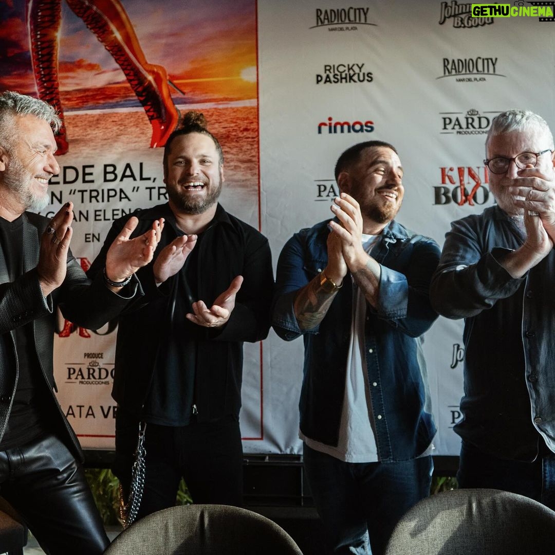 Federico Bal - 5.8K Likes - Vuelve Lola, vuelve @kinkyargentina ! Esta vez en mi mar del plata querida, con un elenco nuevo y con la incorporación de este tipo que tanto admiro! Vamos a por todo @tripa_german ! Y todavía nos falta contarles la incorporación de una gran figura en el papel de Lauren, van a amarla! Gracias @miguel.pardok @pardoproduccionesok por hacer todo esto posible y @rickypashkus @rimasproducciones por darme esta oportunidad enorme para mi carrera por segunda vez! En semanas arrancamos los ensayos de este tanque que es “Kinky Boots”. Nos vemos a partir del 2/1/24 en el Radiocity @centrodeartemdp no te la pierdas!
.
.
.
Ph @maderenaudier