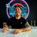 Federico Bal Instagram - Tengo algo hermoso para contarles desde hace unos días y recién ahora puedo! Vuelvo a estar al frente del mejor trabajo del mundo! Otra vez voy a conducir @restodelmundo13 y no puedo más de la emoción! A partir del próximo domingo por @eltrecetv vuelve el programa de viajes más amado por los Argentinos! Vuelve RDM en su temporada número 21! Es un honor para mí estar al frente de este maravilloso programa por tercer año consecutivo! Más aventuras, más viajes, mas comidas, más risas y mucha más diversión! Desde el próximo domingo acompáñanos antes de arrancar la semana conociendo los lugares más lindos del mundo! #RDM #RestoDelMundo #ElTrece #Estreno #Viajar El Trece