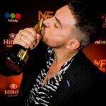 Federico Bal Instagram - No se bien por dónde empezar a contarles lo que fue la fiesta de anoche, la fiesta de nuestra tv. Recién ahora estoy pudiendo contestar la cantidad de mensajes y saludos que me mandaron. Poder ver en un mismo lugar a toda esta gente que ama hacer televisión, sentir el cariño de los colegas y poder levantar mi primer martin fierro es un momento que va a quedar para siempre en mi corazon. Gracias aptra por hacernos vivir una noche alucinante. Gracias @restodelmundo13 y toda la familia de @3defebrerovision que me permiten divertirme y crecer como conductor. Gracias a @elchuecosuar @pablocodevilla @fernandezcoco10 y toda la gente de @eltrecetv por el lugar y el cariño. Y a ustedes claro, del otro lado por hacerlo posible. Como dije ayer, cuando viajar presencialmente se nos hace cada vez más difícil, hacerlo juntos con este programa nos da muchísimo amor y energía para seguir buscando mejorar. Les dejo unas capturas del amor. No puedo estar más feliz, gracias de verdad. #MartinFierro2023 . . . . Total look @aynotdead Make up @christapia_mua Hairstyle @peluqueria_il_figaro Hilton Buenos Aires