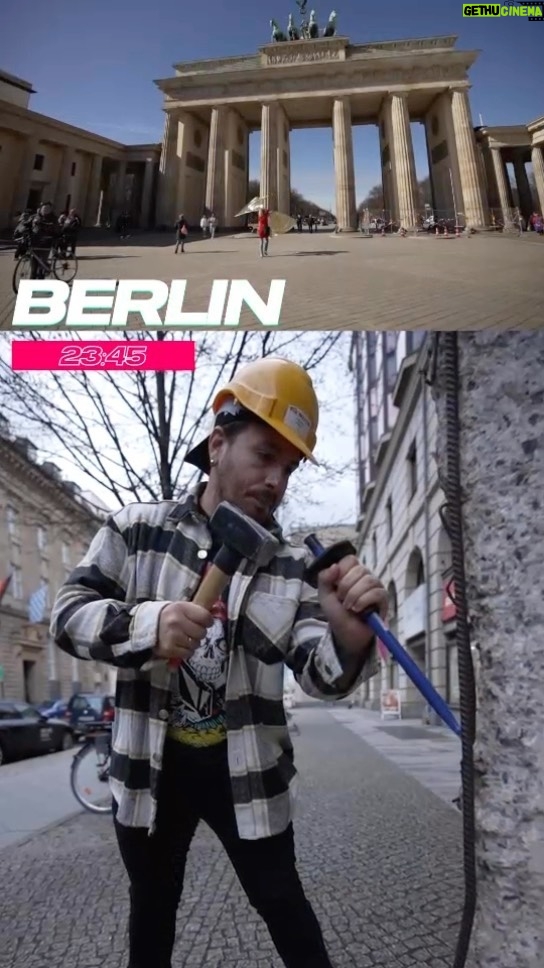 Federico Bal Instagram - Hoy, día y horario especial, sábado 23.45 hs por @eltrecetv tenemos un programa estreno de @restodelmundo13 desde Berlín! Uno de los mejores del año, créeme. Para los que lo pedían los sábados, van a disfrutar. Semana que viene ya volvemos a los domingos luego de PPT. No se lo pierdan! 🇩🇪😍✈️🌎