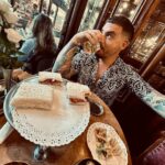 Federico Bal Instagram - Seguimos recorriendo Italia. No se imaginan los programas que se vienen en @restodelmundo13 ! Acá les dejo unas random de Turín. Que ciudad, que placer poder recorrer estos lugares y en muy poco tiempo poder mostrárselos en la pantalla de @eltrecetv ! Es mi trabajo soñado? Claro que si. Torino, Piemonte, Italy