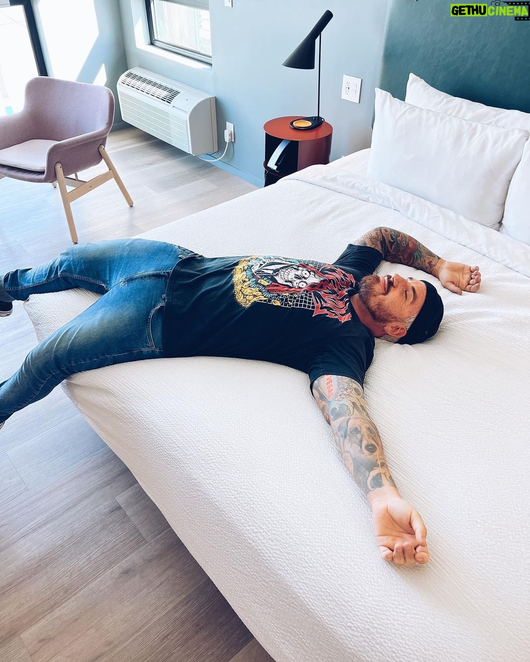 Federico Bal Instagram - Sup cali ?! 😎 Los Angeles, California