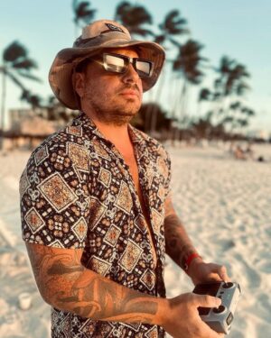Federico Bal Instagram - Unas que me quedaron desde el paraíso. Unos días inolvidables que pronto verán en @restodelmundo13 por @eltrecetv ! Gracias amigos de @arubabonbini #aruba #arubabonbini