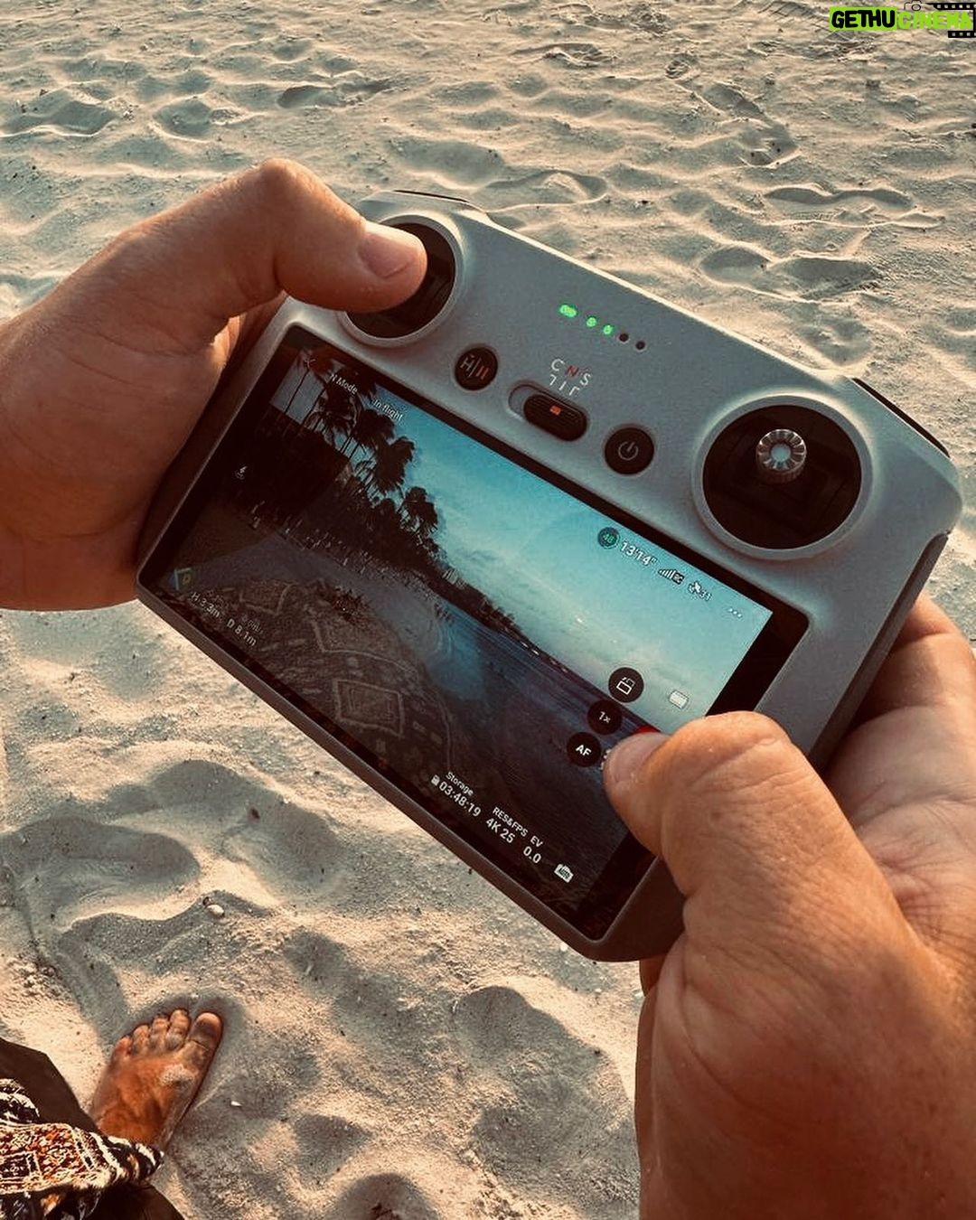 Federico Bal - 6.7K Likes - Unas que me quedaron desde el paraíso. Unos días inolvidables que pronto verán en @restodelmundo13 por @eltrecetv ! Gracias amigos de @arubabonbini #aruba #arubabonbini