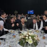Federico Bal Instagram - Es que no lo supero. Último post de los #MartinFierro2023 lo prometo! Como detalle de color, vean el momento del triunfo, las mozas casi vuelan con la burrata por los aires. Gracias aptra, una vez más. Hilton Buenos Aires