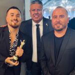 Federico Bal Instagram - No se bien por dónde empezar a contarles lo que fue la fiesta de anoche, la fiesta de nuestra tv. Recién ahora estoy pudiendo contestar la cantidad de mensajes y saludos que me mandaron. Poder ver en un mismo lugar a toda esta gente que ama hacer televisión, sentir el cariño de los colegas y poder levantar mi primer martin fierro es un momento que va a quedar para siempre en mi corazon. Gracias aptra por hacernos vivir una noche alucinante. Gracias @restodelmundo13 y toda la familia de @3defebrerovision que me permiten divertirme y crecer como conductor. Gracias a @elchuecosuar @pablocodevilla @fernandezcoco10 y toda la gente de @eltrecetv por el lugar y el cariño. Y a ustedes claro, del otro lado por hacerlo posible. Como dije ayer, cuando viajar presencialmente se nos hace cada vez más difícil, hacerlo juntos con este programa nos da muchísimo amor y energía para seguir buscando mejorar. Les dejo unas capturas del amor. No puedo estar más feliz, gracias de verdad. #MartinFierro2023 . . . . Total look @aynotdead Make up @christapia_mua Hairstyle @peluqueria_il_figaro Hilton Buenos Aires
