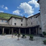 Federico Bal Instagram – Quiero dejarles unas fotos de lo que fue nuestro paso por Buggio. Es realmente Impresionante, el mejor hotel en el corazón Italiano! Pileta, Paddle, Spa… de todo! El Hotel Park ai Cappuccino tiene cuartos muy cómodos y un desayuno completisimo! Muchas gracias @hotelcappuccini volveremos! Gubbio, Umbria, Italy