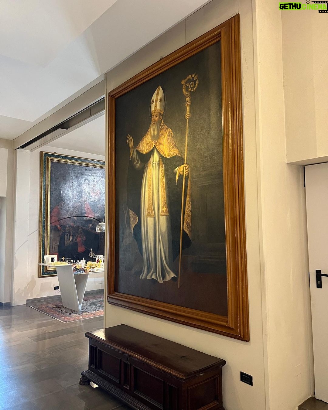 Federico Bal Instagram - Quiero dejarles unas fotos de lo que fue nuestro paso por Buggio. Es realmente Impresionante, el mejor hotel en el corazón Italiano! Pileta, Paddle, Spa… de todo! El Hotel Park ai Cappuccino tiene cuartos muy cómodos y un desayuno completisimo! Muchas gracias @hotelcappuccini volveremos! Gubbio, Umbria, Italy