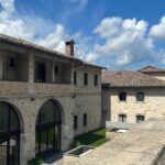Federico Bal Instagram - Quiero dejarles unas fotos de lo que fue nuestro paso por Buggio. Es realmente Impresionante, el mejor hotel en el corazón Italiano! Pileta, Paddle, Spa… de todo! El Hotel Park ai Cappuccino tiene cuartos muy cómodos y un desayuno completisimo! Muchas gracias @hotelcappuccini volveremos! Gubbio, Umbria, Italy