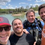 Federico Bal Instagram – Llego el dia!
Somos buzos profesionales con certificado de aguas abiertas de CMAS gracias a nuestros amigos de @buceogalapago 

Tener esta experiencia intensiva de 3 días de curso práctico, la teoría y el examen final a profundidad en la cantera de Pilar! Vale la pena.

Es tan importante aprender y tomar consciencia de los detalles que hacen a la buena práctica y responsabilidades del buceador!

Compartimos esto con mi primo @bal.luciano y mi compañero de @restodelmundo13 y gran amigo @pepidiez !

Es una excelente actividad para compartir, además siempre es fundamental salir a bucear de a mínimo dos personas.

Si amás el mar, la naturaleza y te encanta hacer snorkel, el buceo es tu próximo paso y tenés que aprender con los mejores! 
Gracias Galapago Buceo!! 

Ellos además hacen una vez al mes viajes para ir a bucear con grupos y conocer más gente que ama esto como ahora también lo hacemos nosotros.

@buceogalapago

#buceo #diving #scuba #bucear #aguasabiertas #certificacion #certificado #openwater #amigos #bal #familia #trabajo #viajar #mar #oceano #destinos #restodelmundo #scubadiving #snorkeling #galapago #cursodebuceo