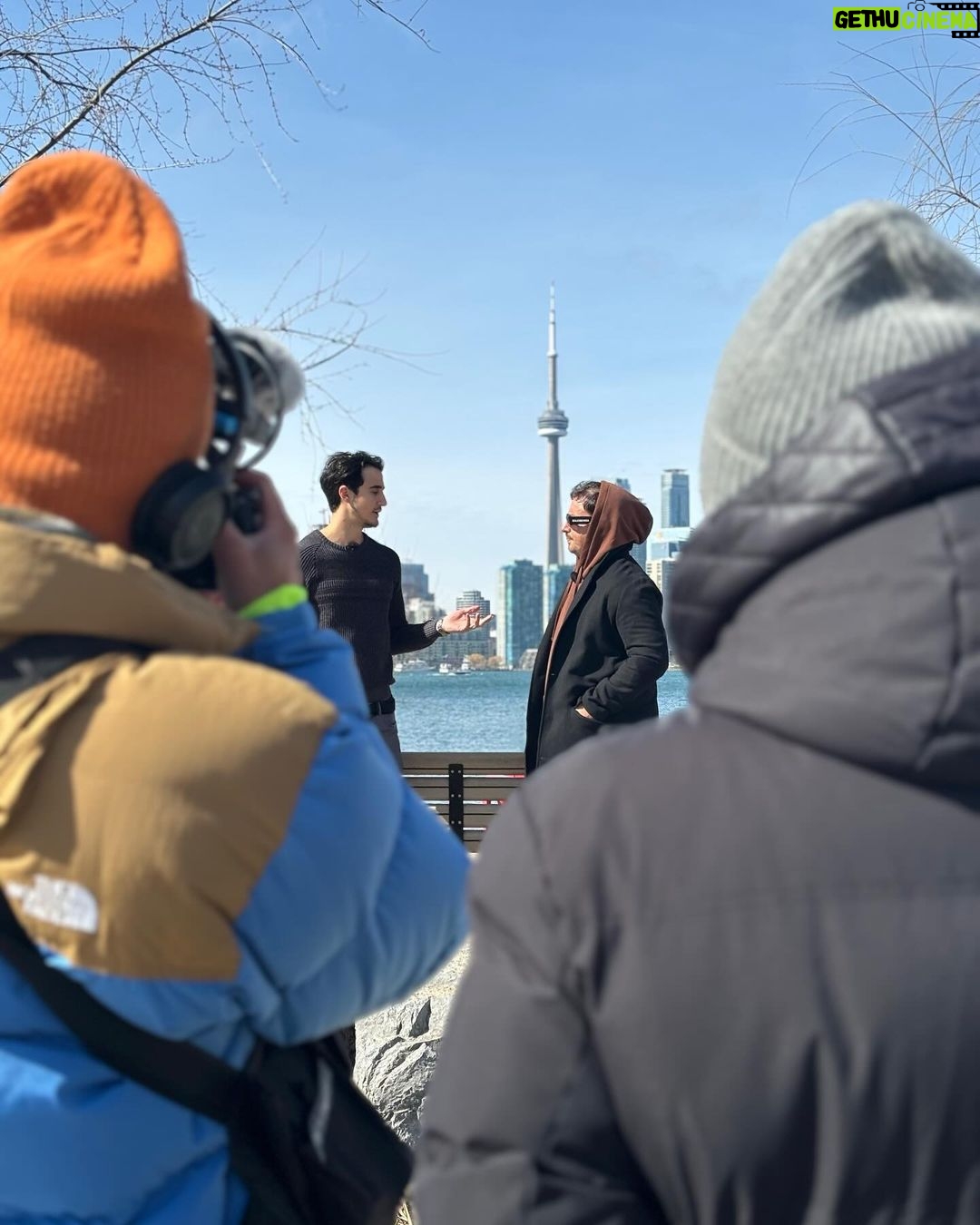 Federico Bal Instagram - Trabajo y amor, desde Toronto, Ontario 🇨🇦 . . . . @restodelmundo13 @3defebrerovision @eltrecetv