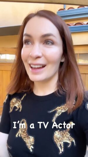 Felicia Day Instagram - I’m a TV Actor! #throwbackthursday #feliciaday