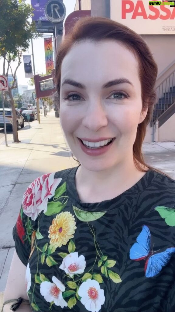 Felicia Day Instagram - Thank you @audible and my incredible cast for giving me this moment, a billboard with my project on it?! Wow. Pretty amazing. #thirdeye #feliciaday