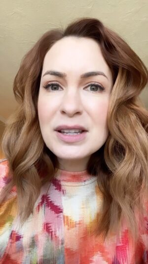 Felicia Day Instagram - Edit: thanks for the feedback looking into the science behind this and probably can ignore a lot of it haha. Food Sensitivities test!!! Send me your recipe ideas for air and water, can’t wait to hear them! Lolz #feliciaday #foodsensitivities