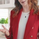 Felicia Day Instagram - When you're ready to buy a home, @rocketmortgage and @rockethomes could help you get up to $10,000 toward closing! Now, if I could just find someone to mow my lawn... #Ad