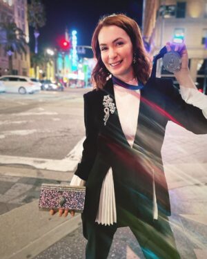 Felicia Day Instagram - OMG We won Best Audio Drama! Thank you to all the people who voted for #ThirdEye at the Audies!!! So many thanks for the wonderful performances from @neilhimself @thelondonhughes @lilypichu @seanastin @itswilwheaton and so many more that made it possible. 4 years in the making. Thank you @audible for supporting this project :) dream come true! (Photo by @jonahray who voice directed and helped celebrate the win with sushi) woooot!