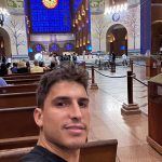 Felipe Prior Instagram - Todos os dias antes de dormir eu peço a nossa senhora por saúde e muita paz para minha família e amigos. Muita saúde e felicidade . Que eu esteja cercado de pessoas do bem. E hoje eu vim pessoalmente pedir tudo isso cada vez mais na minha vida e agradecer pelo principal. Ter saúde. Obstáculos servem para evolução e com sabedoria e muita fé a gente ultrapassa . Nossa senhora passe esse recado para seu filho Jesus. E me ilumine cada vez mais. 🙏🏼🙏🏼⛪️ Santuário Nacional de Aparecida