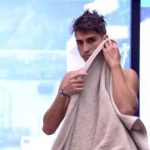 Felipe Prior Instagram - Só a capa da gaita kkkkk . Novinho 😅😅 To voltando a ficar magro em kkkk